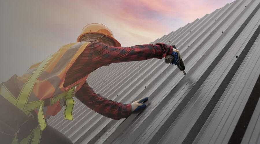 Professional gutter cleaning in Soso, MS